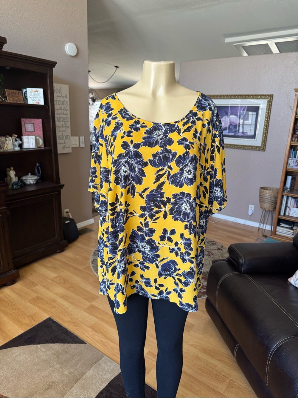 Premise yellow floral short sleeve scoop neck blouse-size 3X